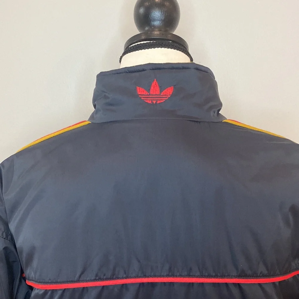 Vintage Unisex Adidas full zip winter puffer coat insulated winter rare